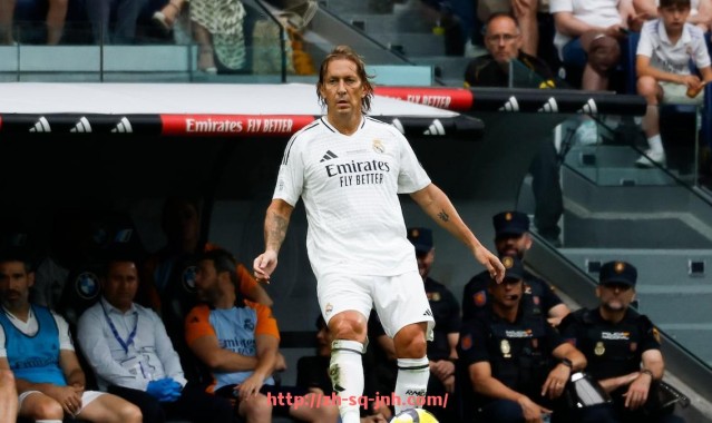 金年会体育-世俱杯球员位置偏移趋势与数据关联的深入研究