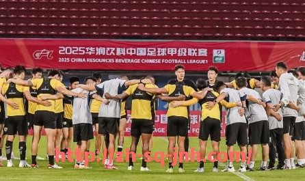 金年会体育-詹姆斯·哈登在火箭队迎来新帮手助力球队提升战斗力